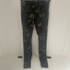 Size 8 Lululemon full length workout tights